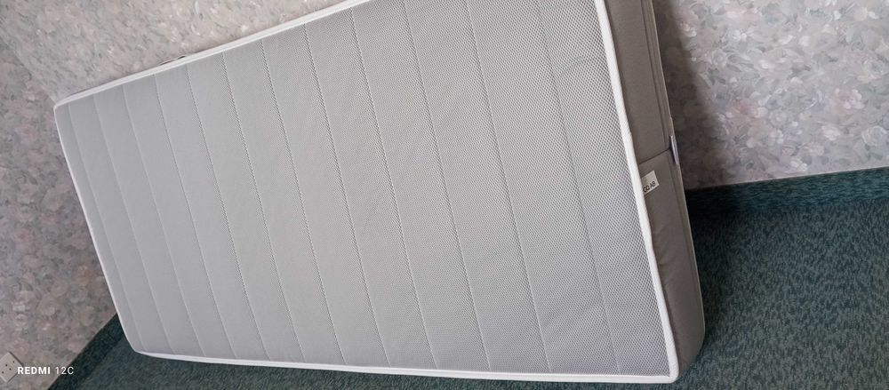 matelas Simmons et sommier Epeda 90x190 Meubles