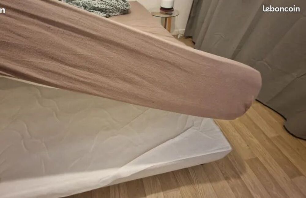 Lit matelas et sommier Meubles