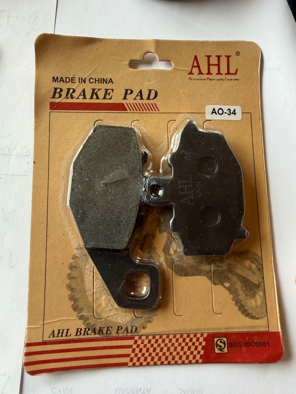 Plaquettes de frein AHL AO-34 neuves Jeux / jouets