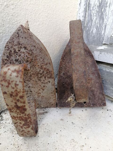 Fers � repasser Vintage
4 Lourdes (65)