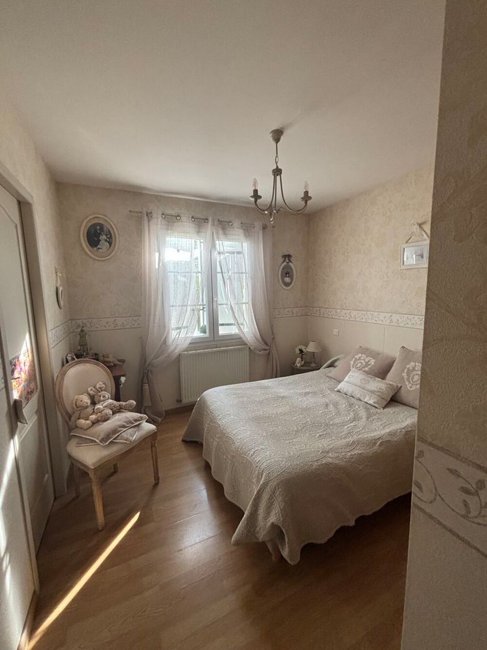 Vente Maison Maison familiale avec vue dominante et jardin paysager Saintes