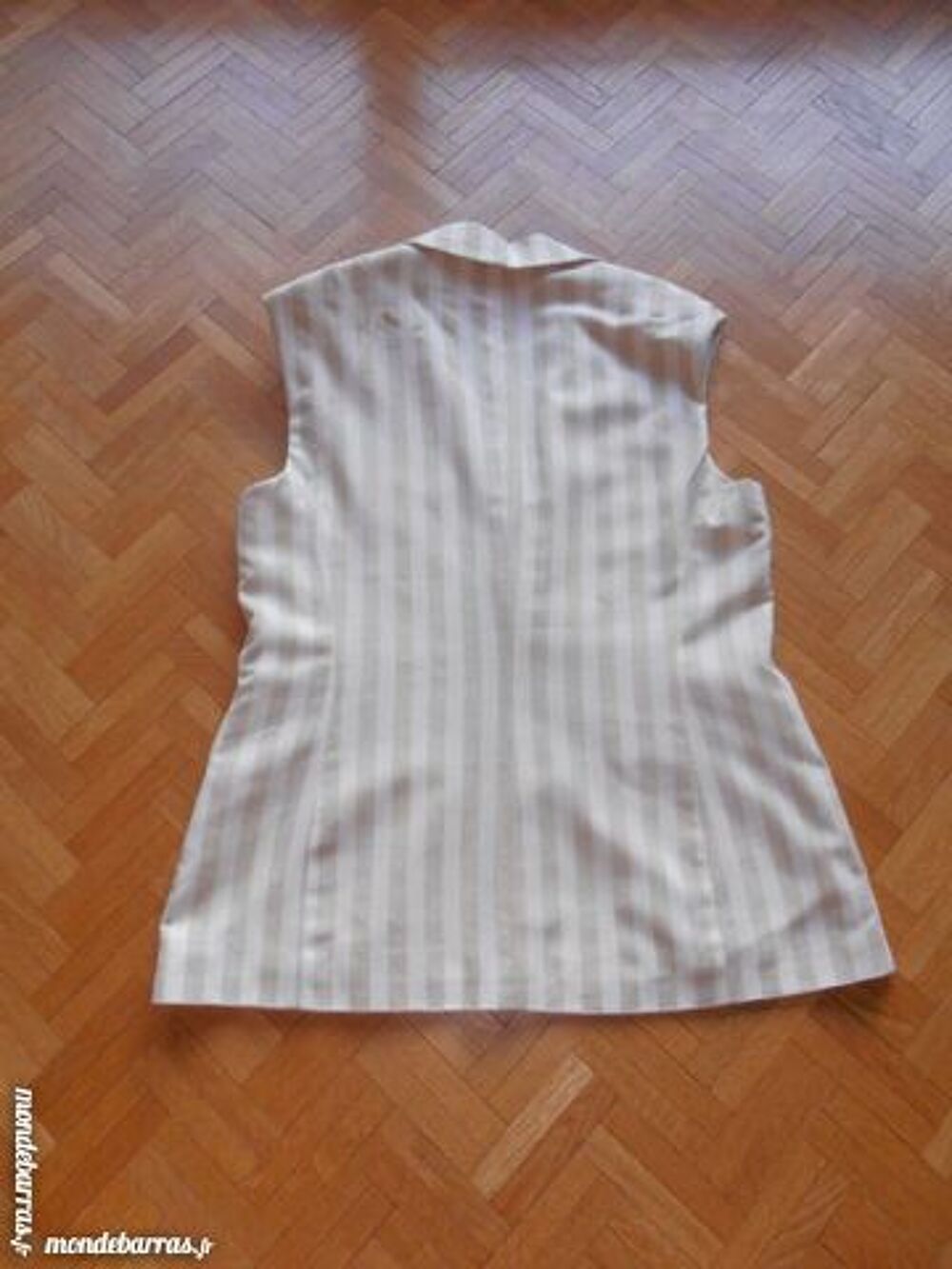 Veste sans manche ray&eacute;e (49) Vêtements