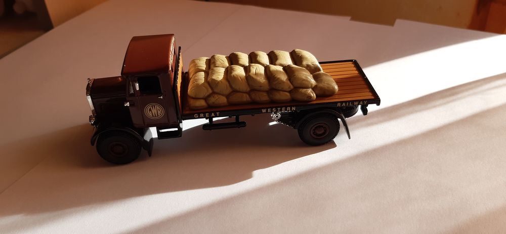 CAMION COLLECTION MATCHBOX 