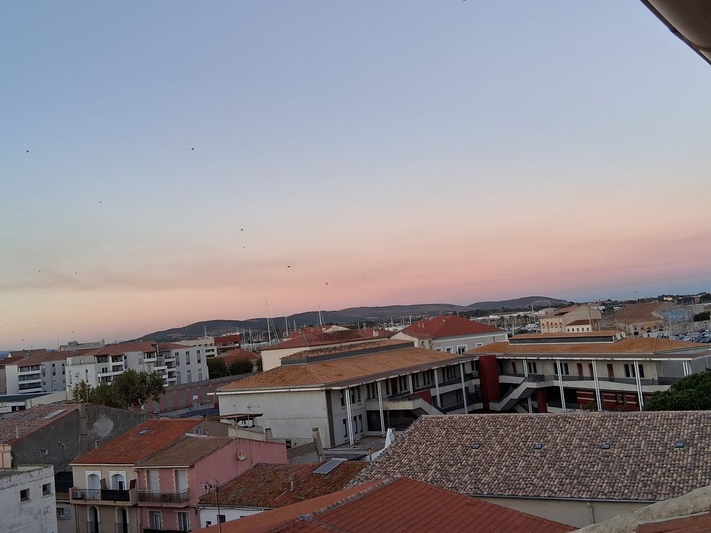 Vente Appartement STUDIO 32 m2 Quai Sète hyper centre - Dernier Étage Calme Sète