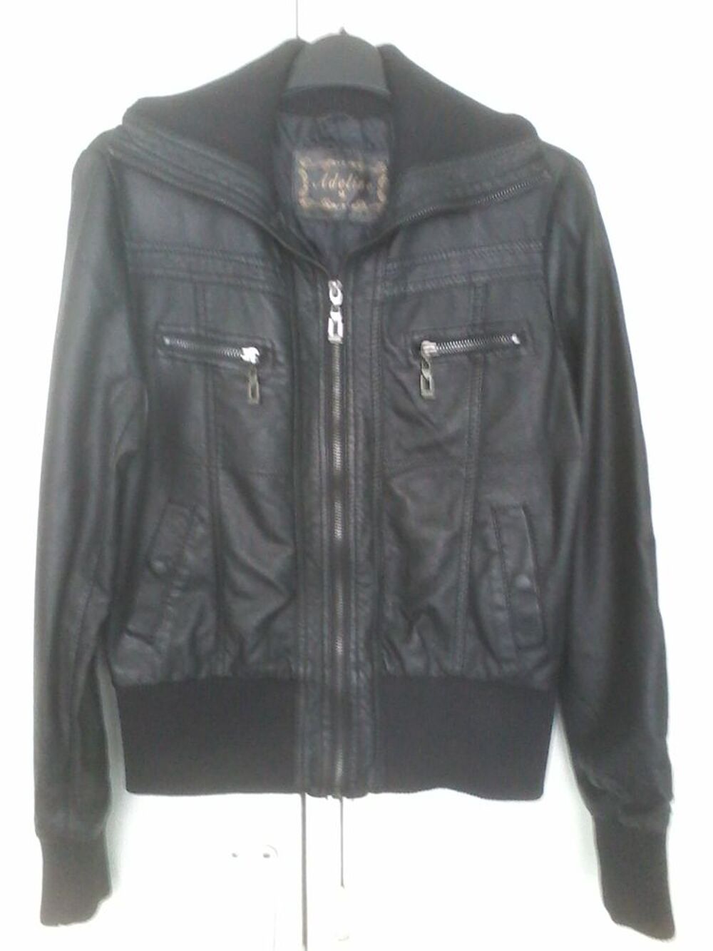 Blouson simili cuir de marque neuf Vêtements