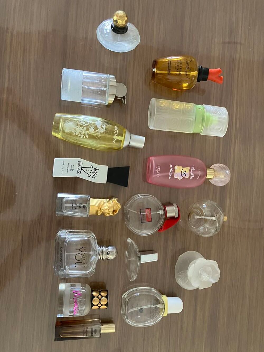 Flacons de parfum vide 