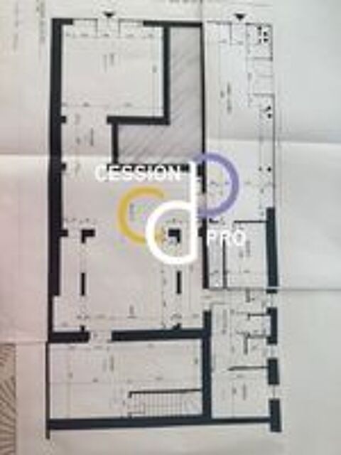  RESTAURANT AVEC FORT POTENTIEL SUR EMPLACEMENT PREMIUM A VENDRE AU CENTRE VILLE DE NIMES 