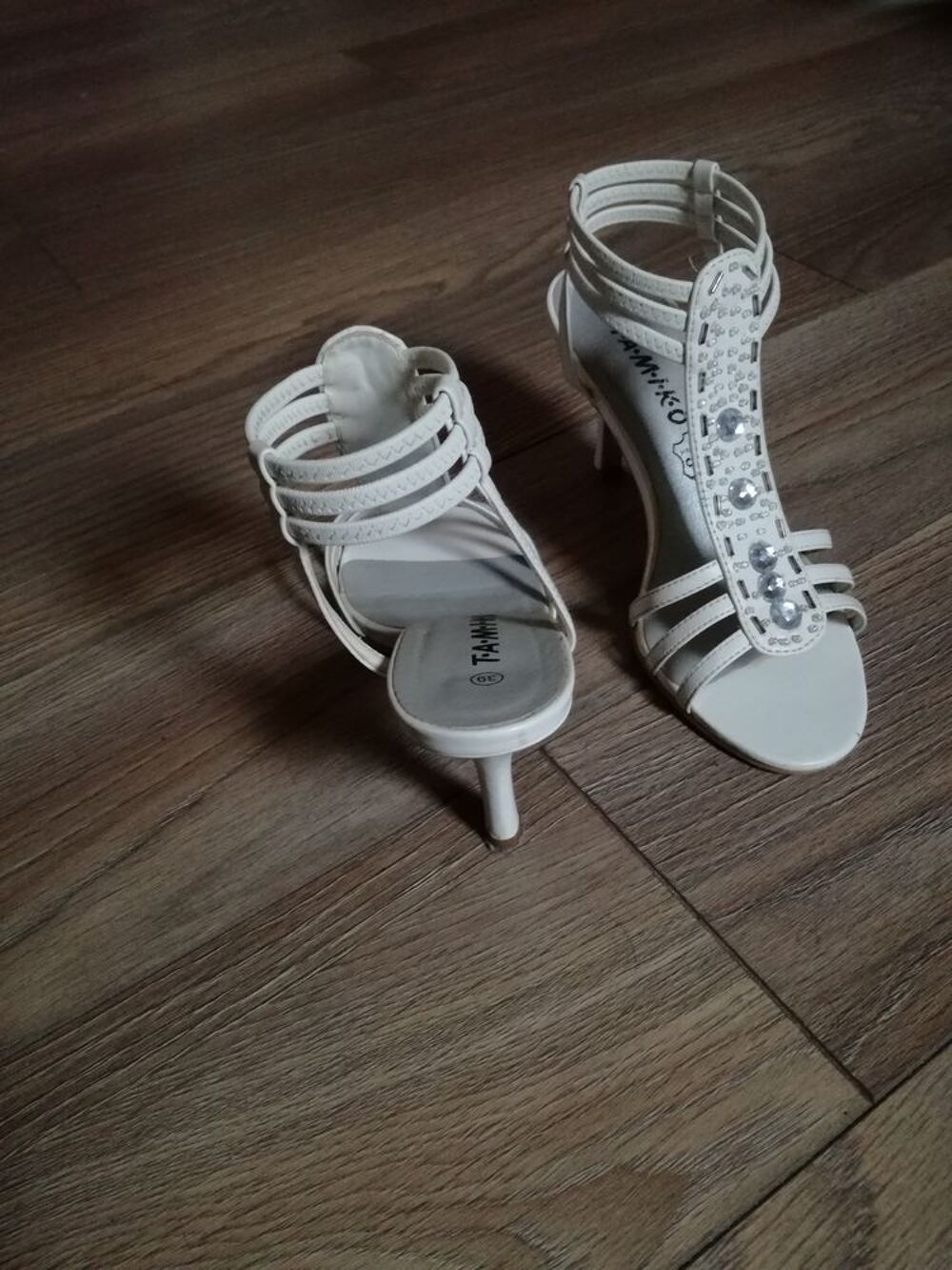 Chaussure &agrave; talon aiguille Chaussures