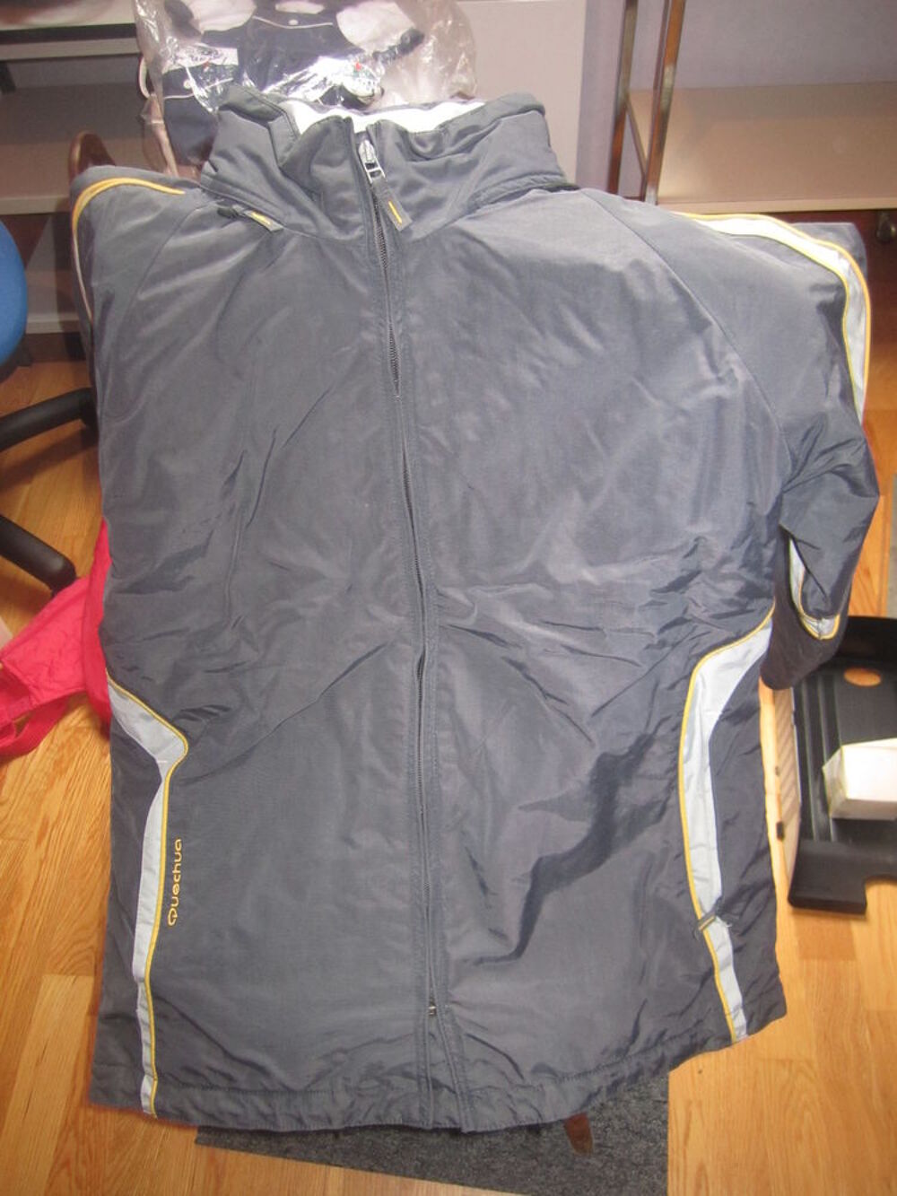 anorak de ski porter une seule saison 10/12 ans Sports