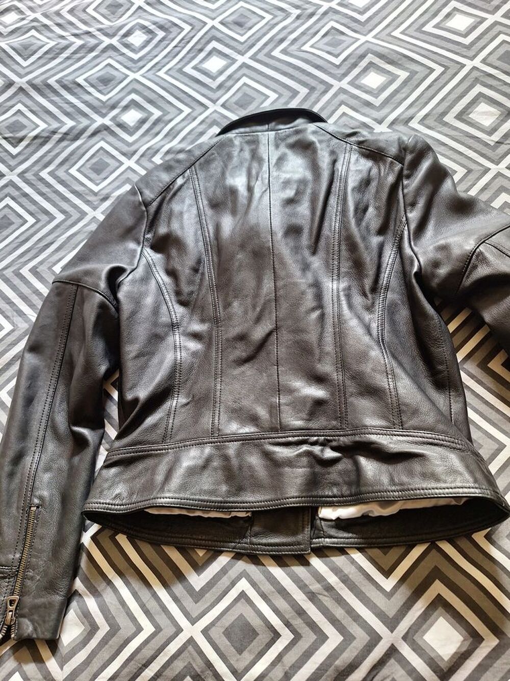 Perfecto,noir,pour femme,taille L, v&eacute;ritable cuir, tout neuf Vêtements