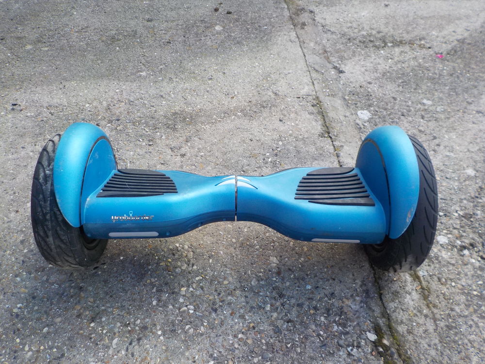 Hoverboard + si&egrave;ge Jeux / jouets