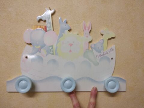 Pat�re � fixer au mur pour chambre enfant 5 L'Huisserie (53)