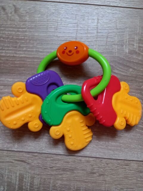 
Trousseau de cl�s pour b�b� multicolore Villiers (86)