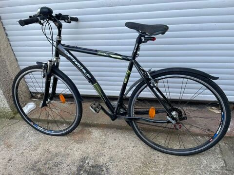 Vélo de ville noir avec suspension avant 160 Quincy-sous-Sénart (91)