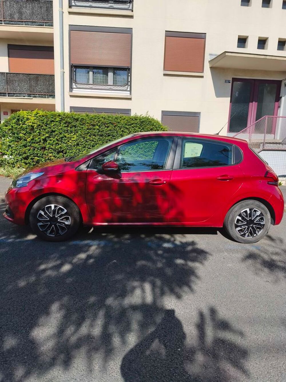 208 1.0 PureTech 68ch BVM5 Like 2016 occasion 94700 Maisons-Alfort