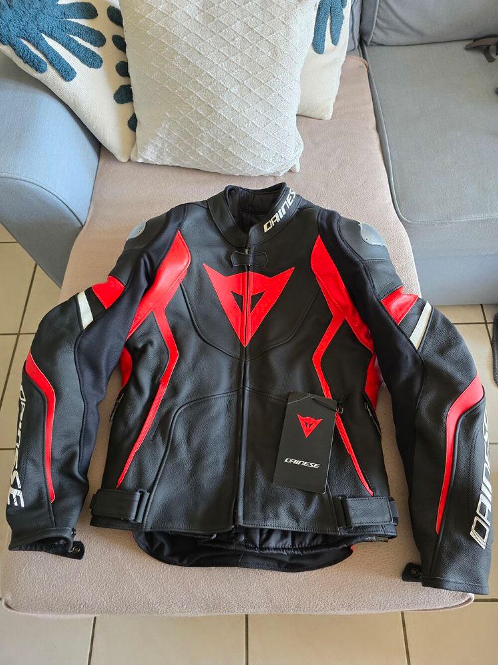Veste dainese avro 4 neuf Vêtements