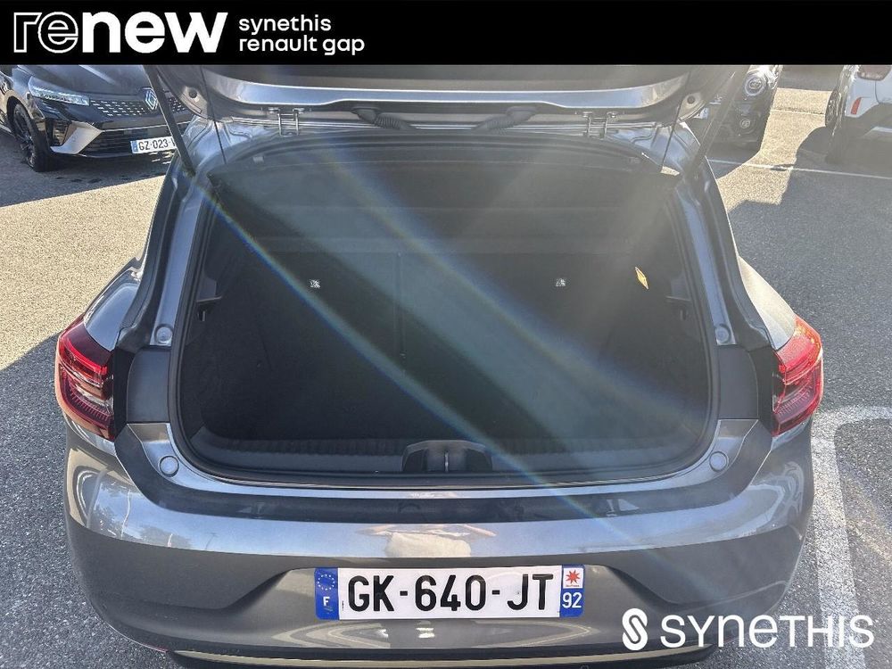 Clio V Clio E-Tech full hybrid 145 Engineered 2022 occasion 05000 Gap