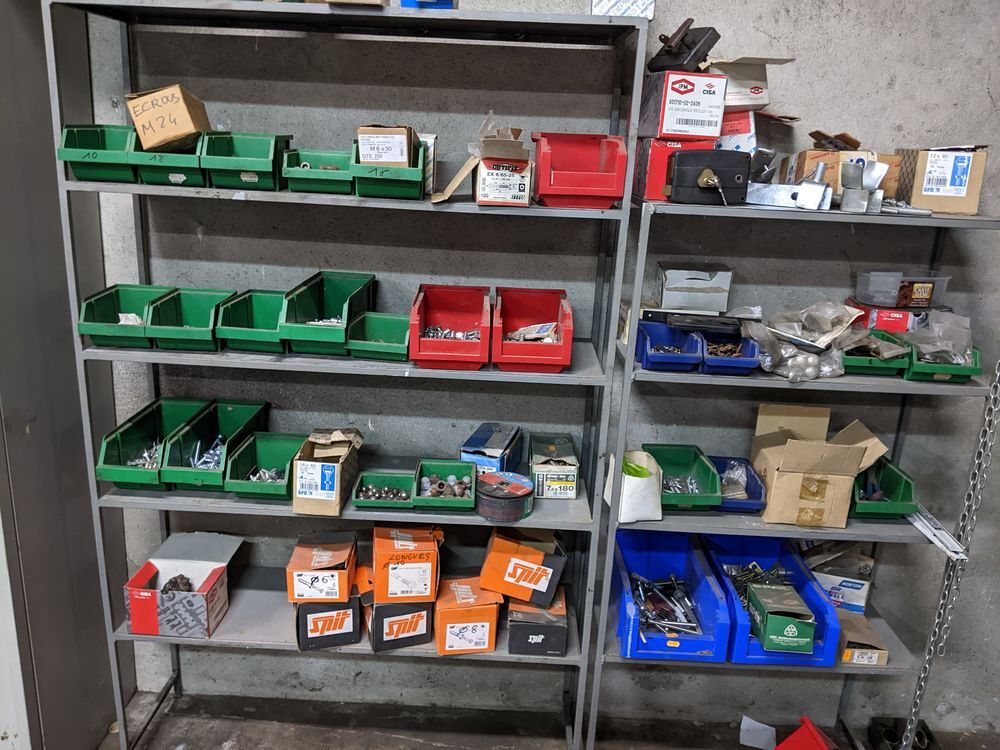 Lot de quincaillerie Bricolage