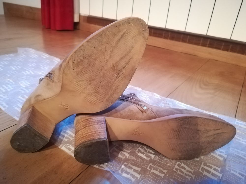 Bottines boots beige camel en daim Chaussures