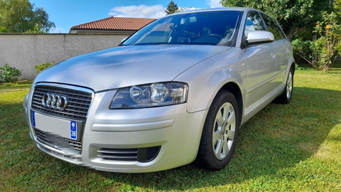 Audi A3 SportBack 1.6i FSI Ambiente 2007 occasion Feurs 42110