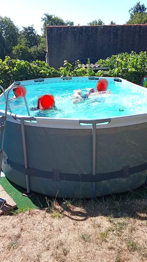 Piscine bestway ovale 180 Les Sables-d'Olonne (85)