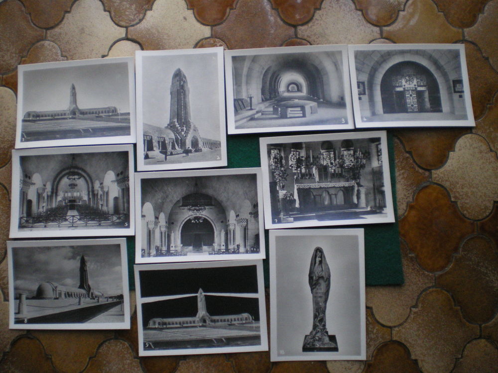 Photographies de l'Ossuaire de Douaumont. 