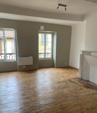 Location Appartement APPARTEMENT T3 MIRANDE CENTRE Mirande