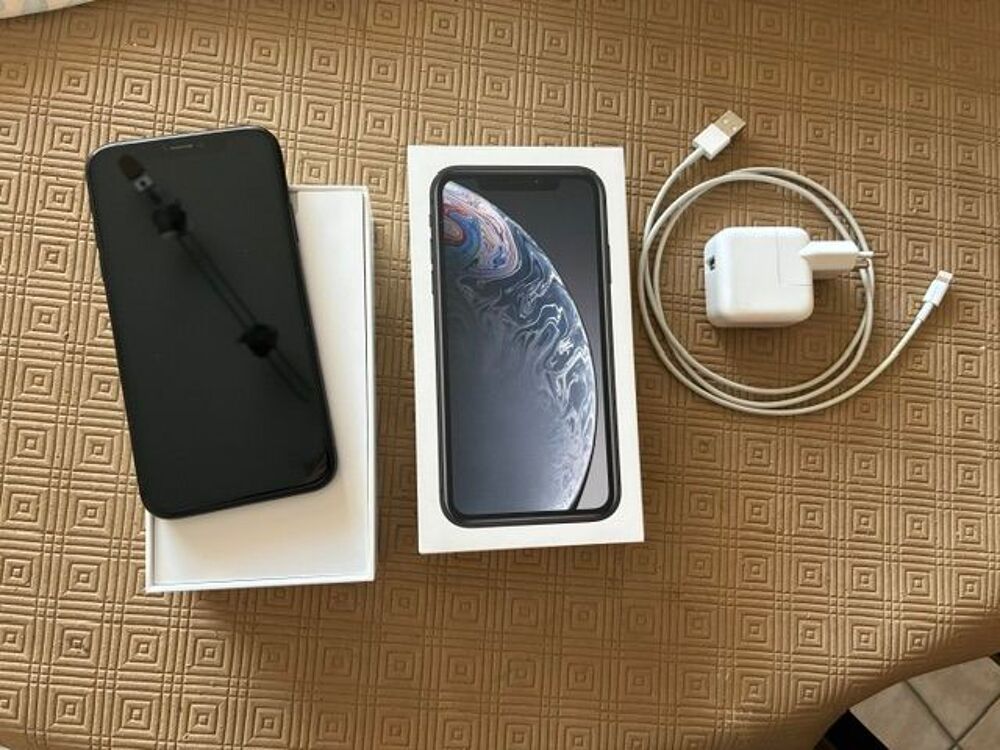 IPHONE XR Téléphones et tablettes