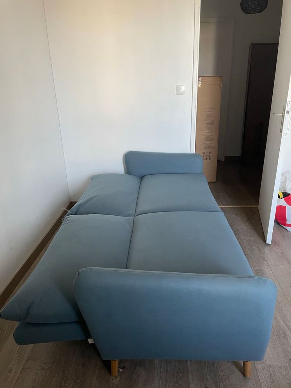 Sofa en tr&egrave;s bon &eacute;tat! Meubles