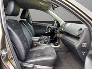RAV 4 RAV4 150 D-4D 4WD Lounge 2010 occasion 93390 Clichy-sous-Bois