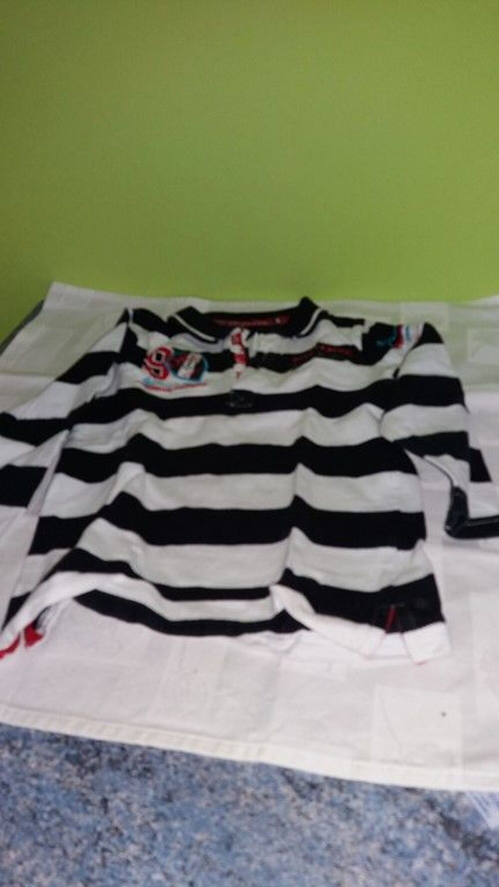 VETEMENTS BEBE DE 0 A 6 MOIS NEUF Pu�riculture
