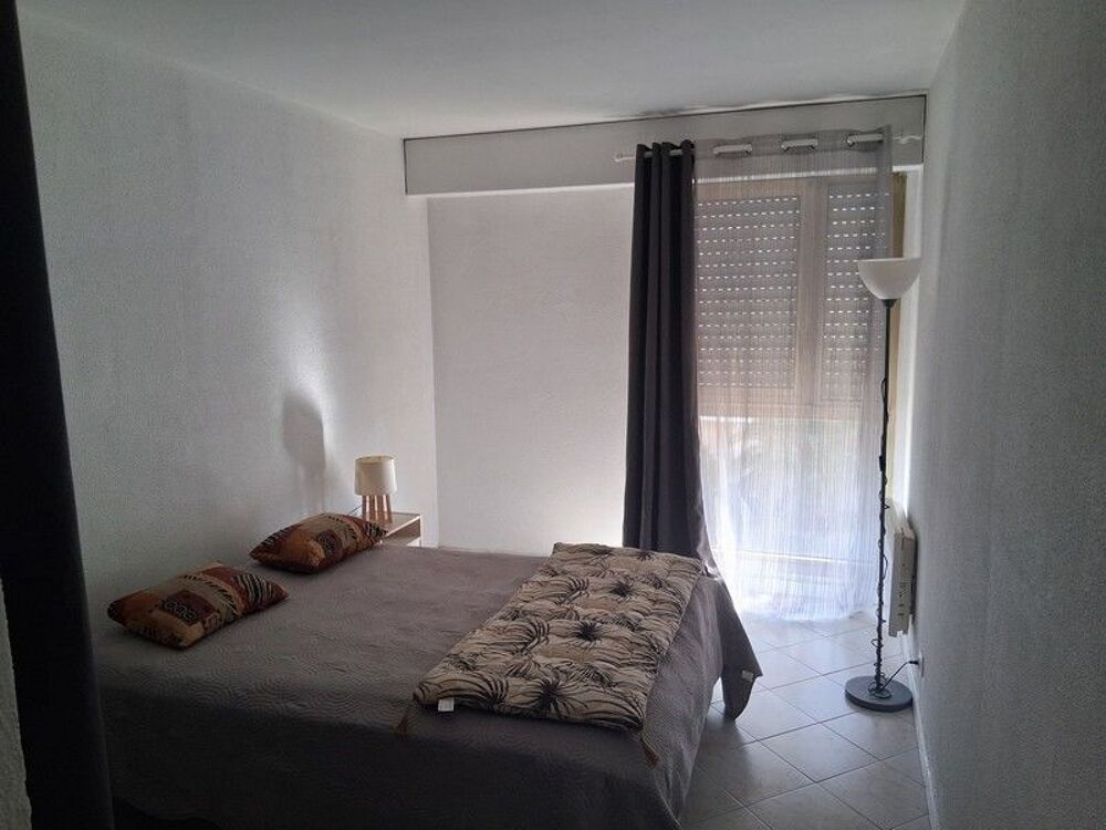 Location Appartement T2 NEUF MEUBLE 50m2 + BALCON dans Résidence gardiennée Marseille 6