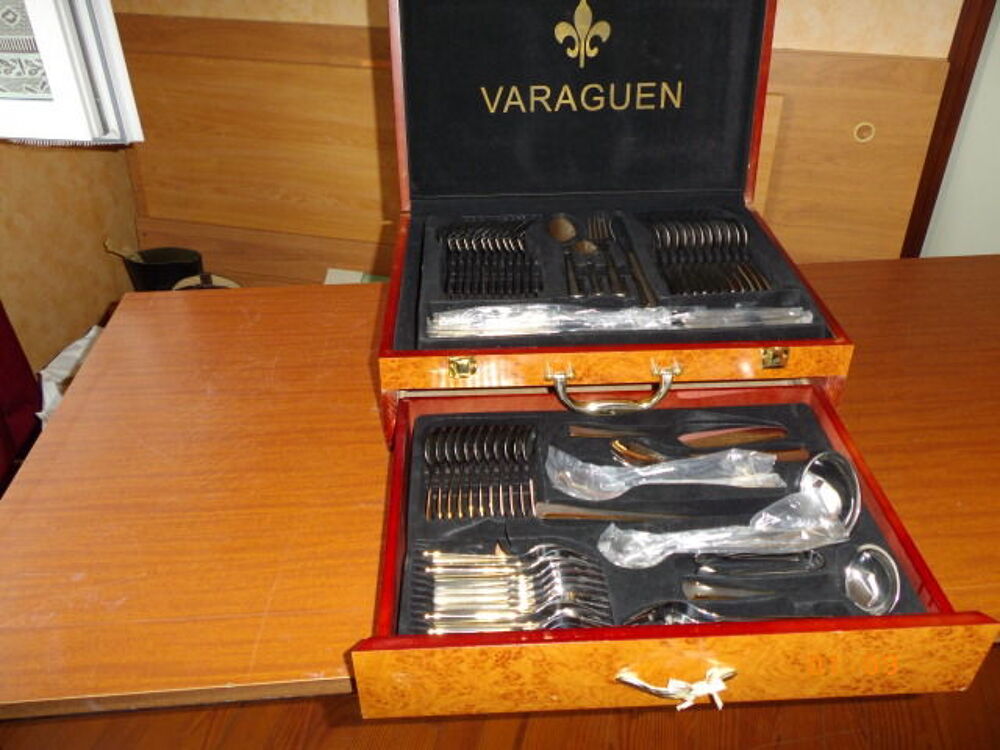 m&eacute;nag&egrave;re VARAGUEN Cuisine