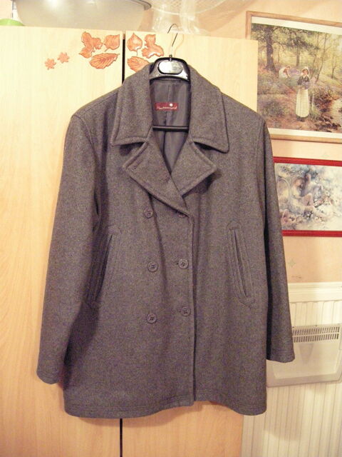 MANTEAU EN PURE LAINE 20 Armenti�res (59)