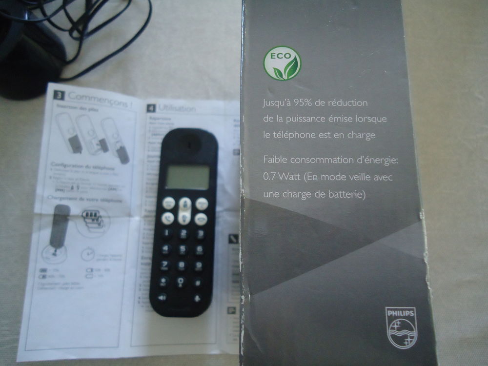 T&eacute;l&eacute;phone PHILIPS D121 complet compatible BOX ADSL ..TBE Téléphones et tablettes