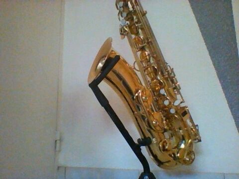 Très beau saxophone ténor 600 Gruissan (11)
