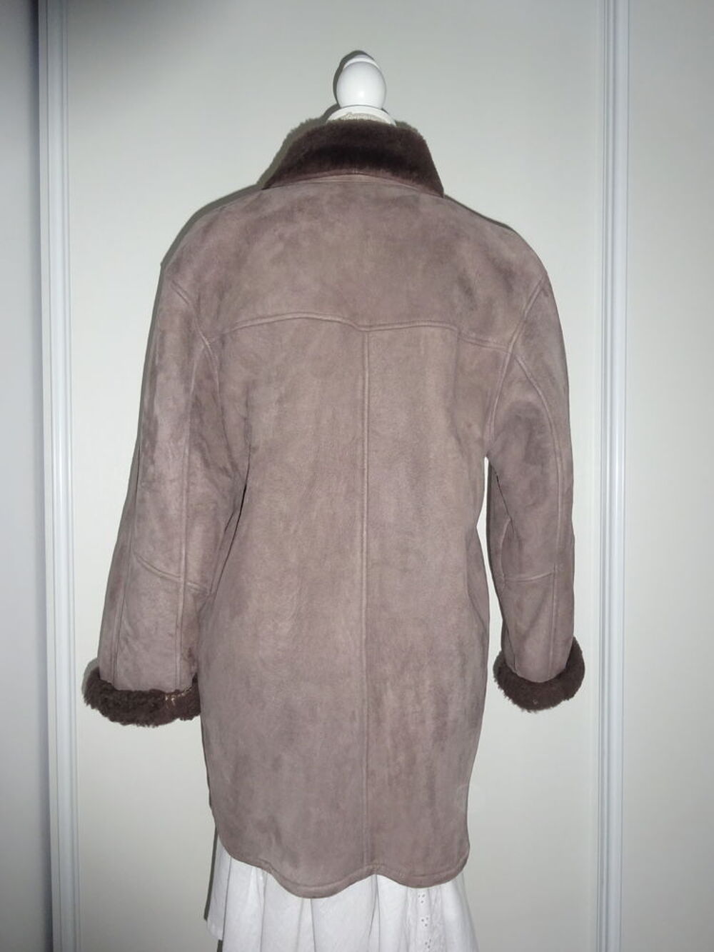 MANTEAU FEMME MOUTON RETOURN&Eacute;E Vtements