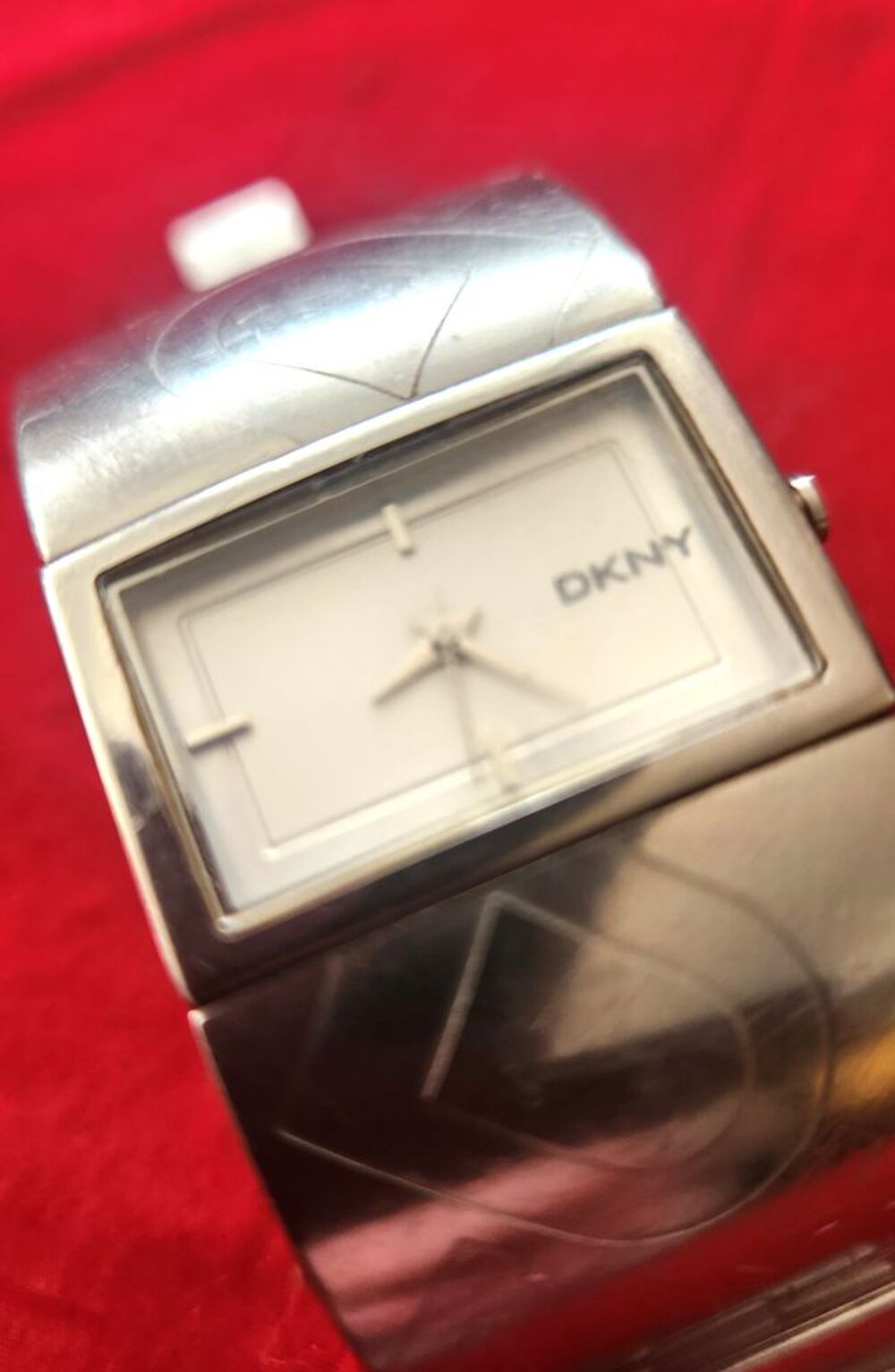 Montre Femme DKNY ? &Eacute;l&eacute;gance New-Yorkaise Bijoux et montres