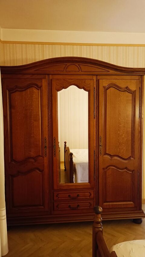 chambre en chêne très bon éta Tarbes (65)