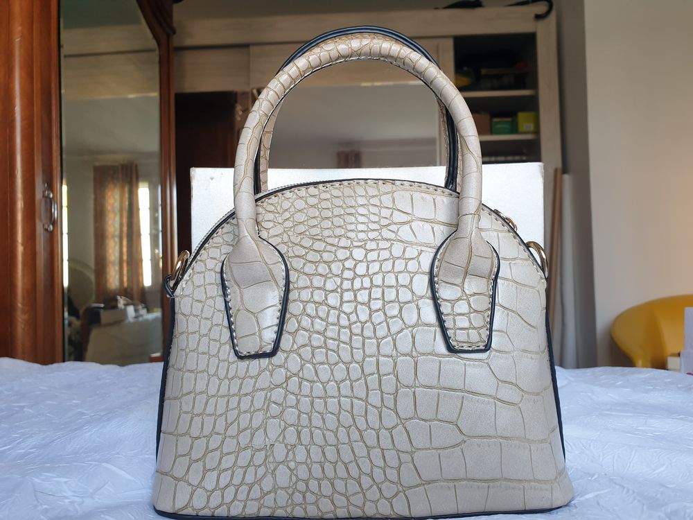 Petit sac &agrave; main beige Maroquinerie