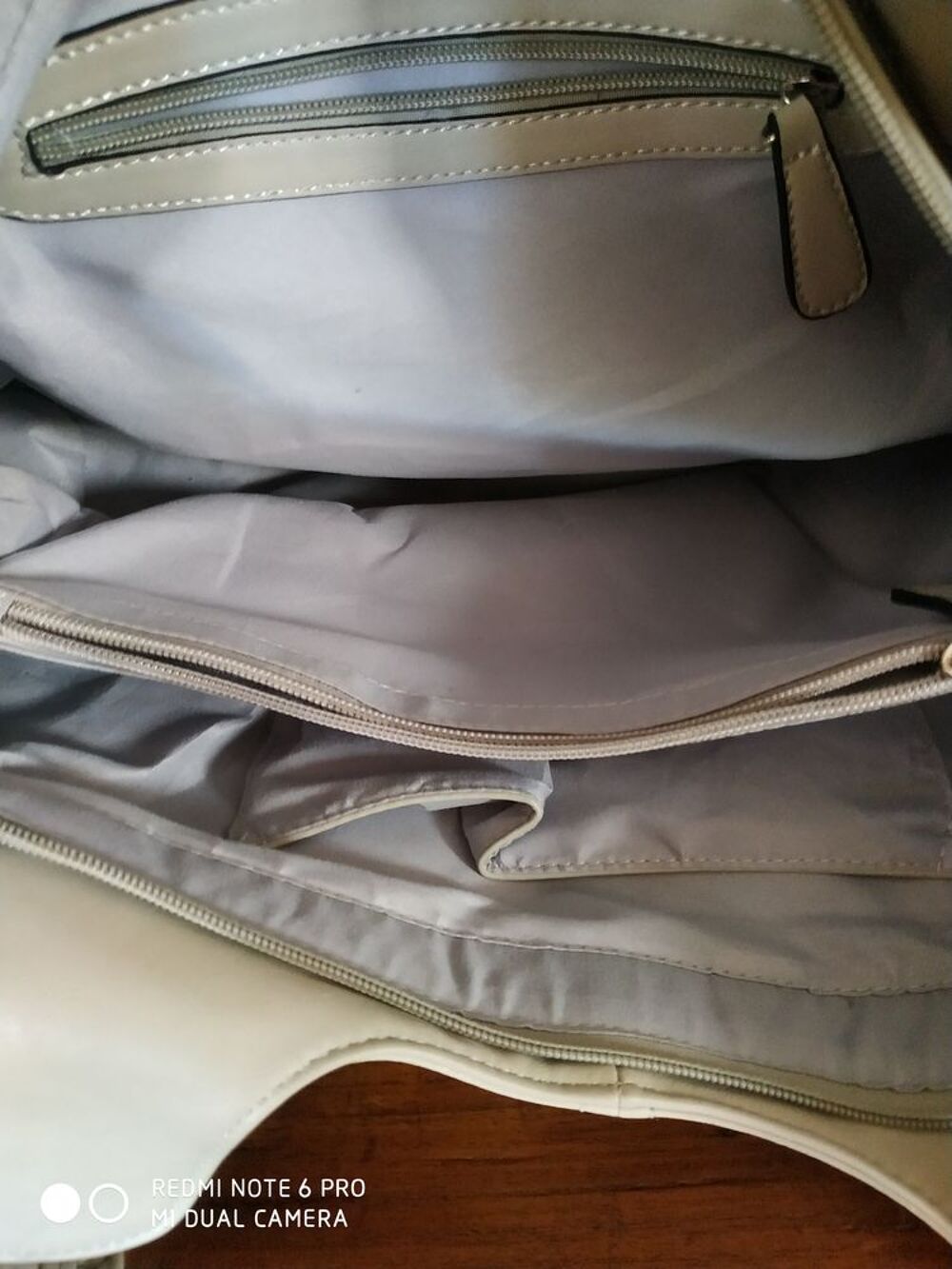 GRAND SAC GRIS CLAIR Maroquinerie