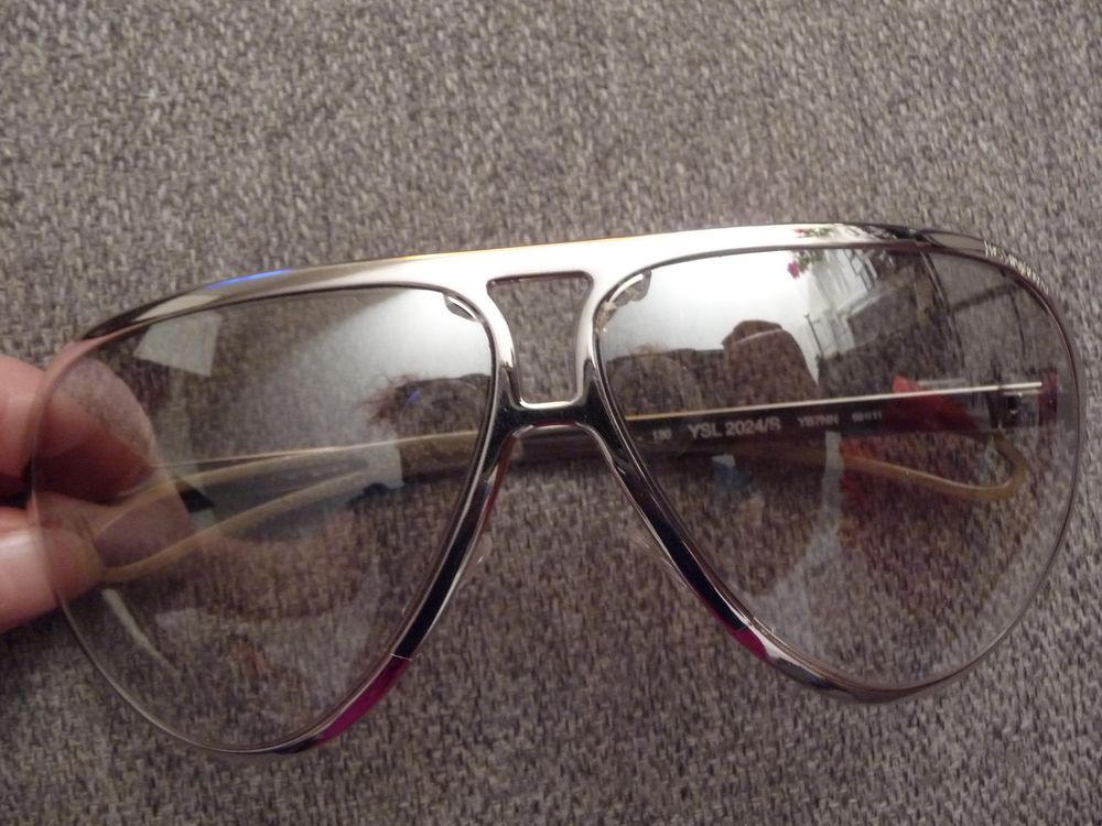 Lunettes de Soleil Vintage M&eacute;tal Argent&eacute;- Yves Saint Laurent Bijoux et montres