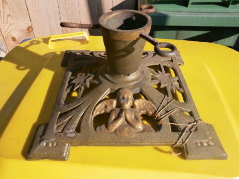 Pied pour sapin et d�co 25 Wolxheim (67)