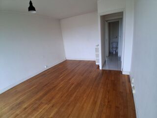  Appartement à louer 2 pièces 55 m²