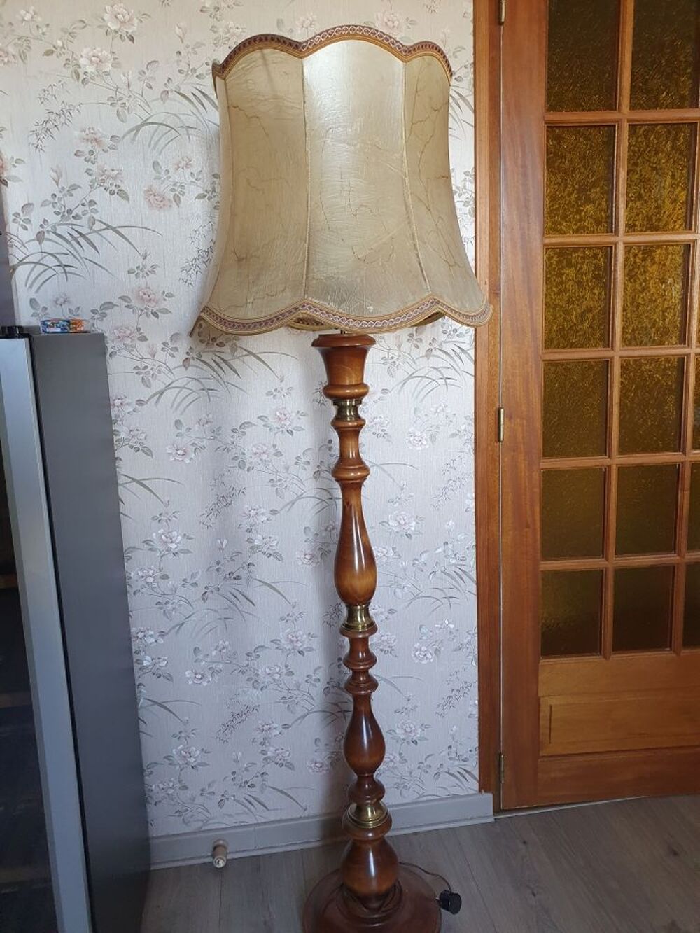lampe de salon en bois a venir chercher sur place Décoration