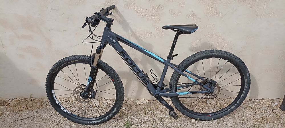 VTT FOCUS 27'5 POUCES Vélos