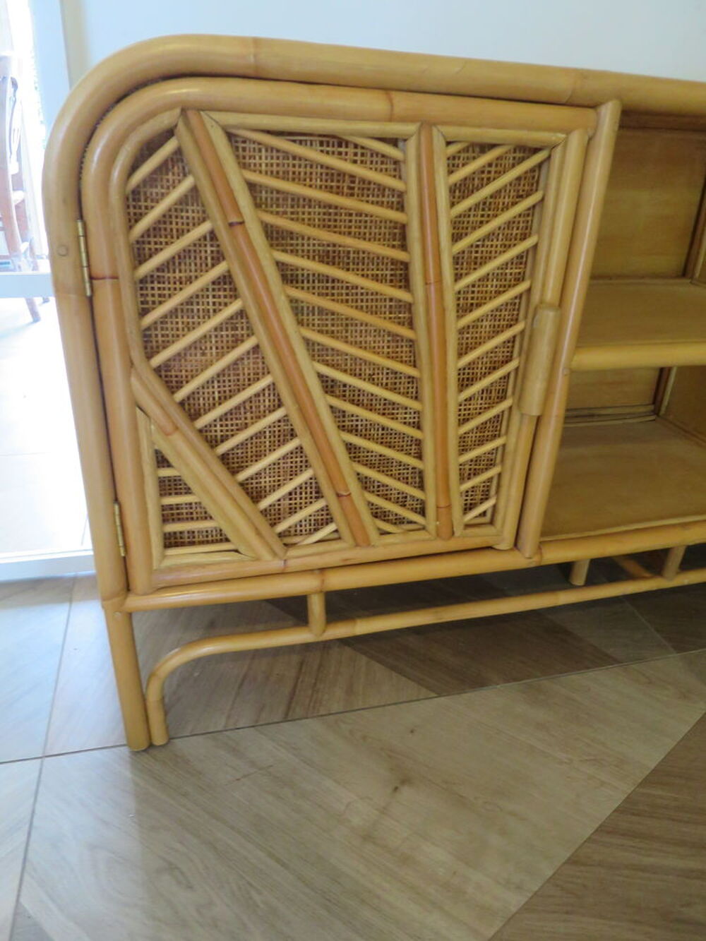 VINTAGE - Buffet bas 2 portes -rotin tress&eacute;-bambou -cannage Meubles