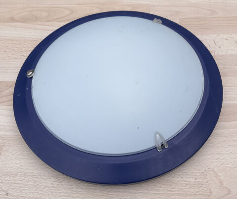 Plafonnier moderne m�tal bleu et verre blanc ? 30cm Baillargues (34)