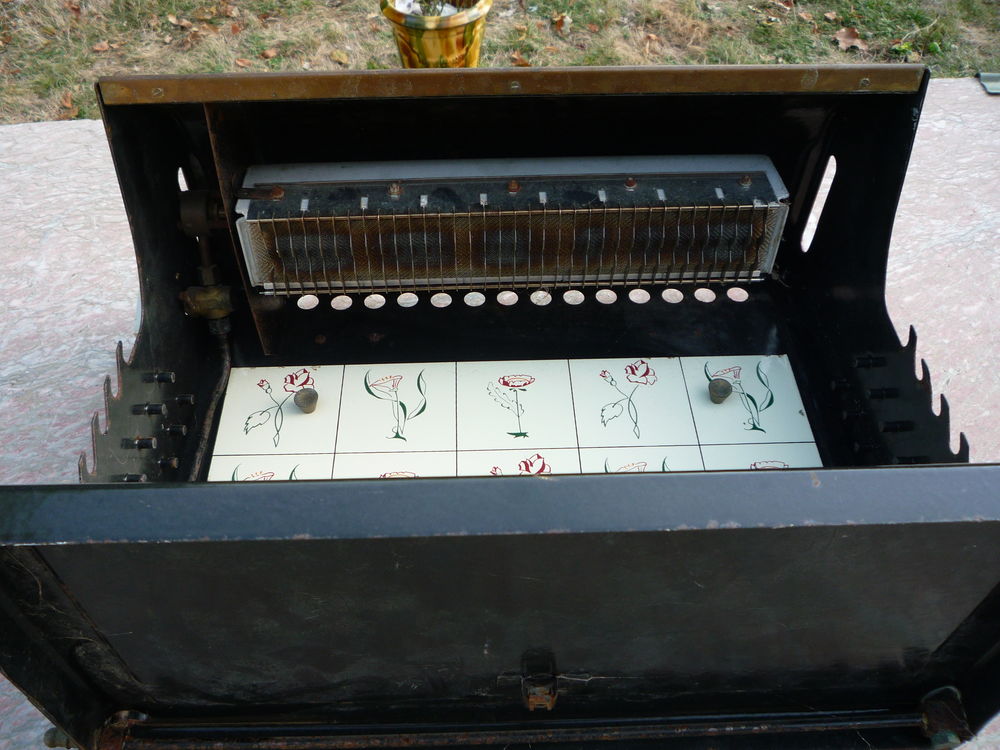 Rotissoire /grilloir Belphegor Haineaux Niort
vintage 