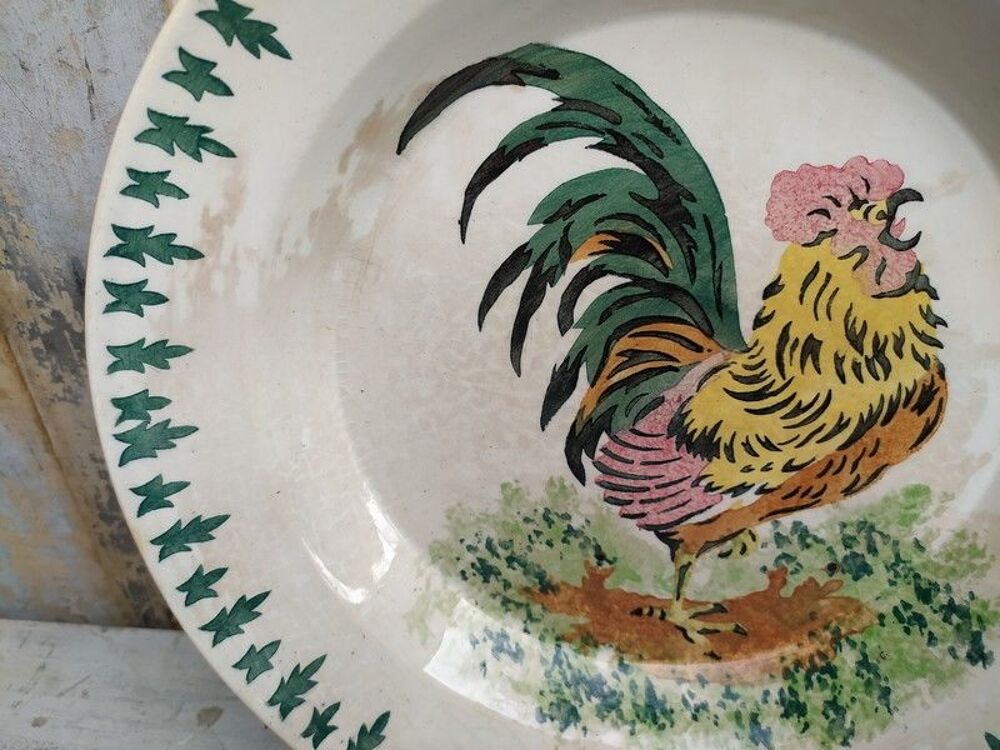 Assiette Plat Creux au Coq Fa&iuml;ence de Gien Terre de Fer 
Décoration